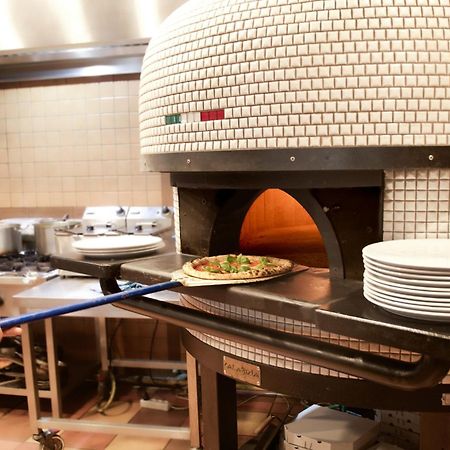 Hotel Szafran チェラチ エクステリア 写真