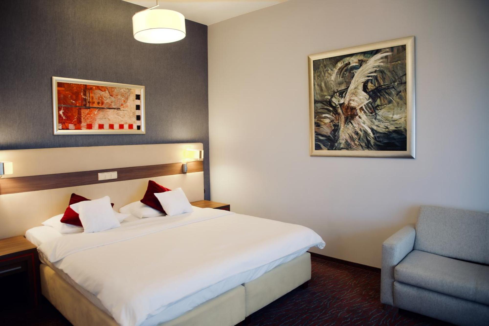 Hotel Szafran チェラチ エクステリア 写真