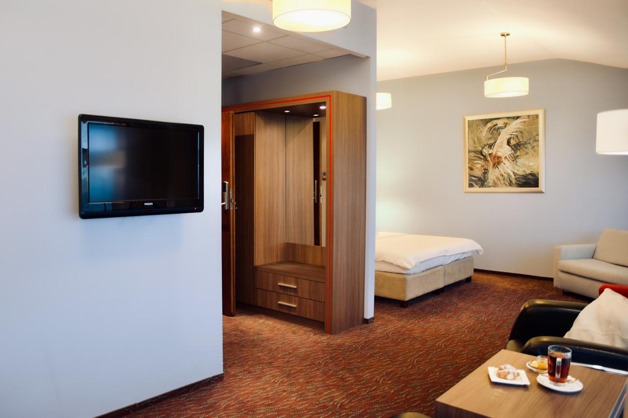 Hotel Szafran チェラチ エクステリア 写真