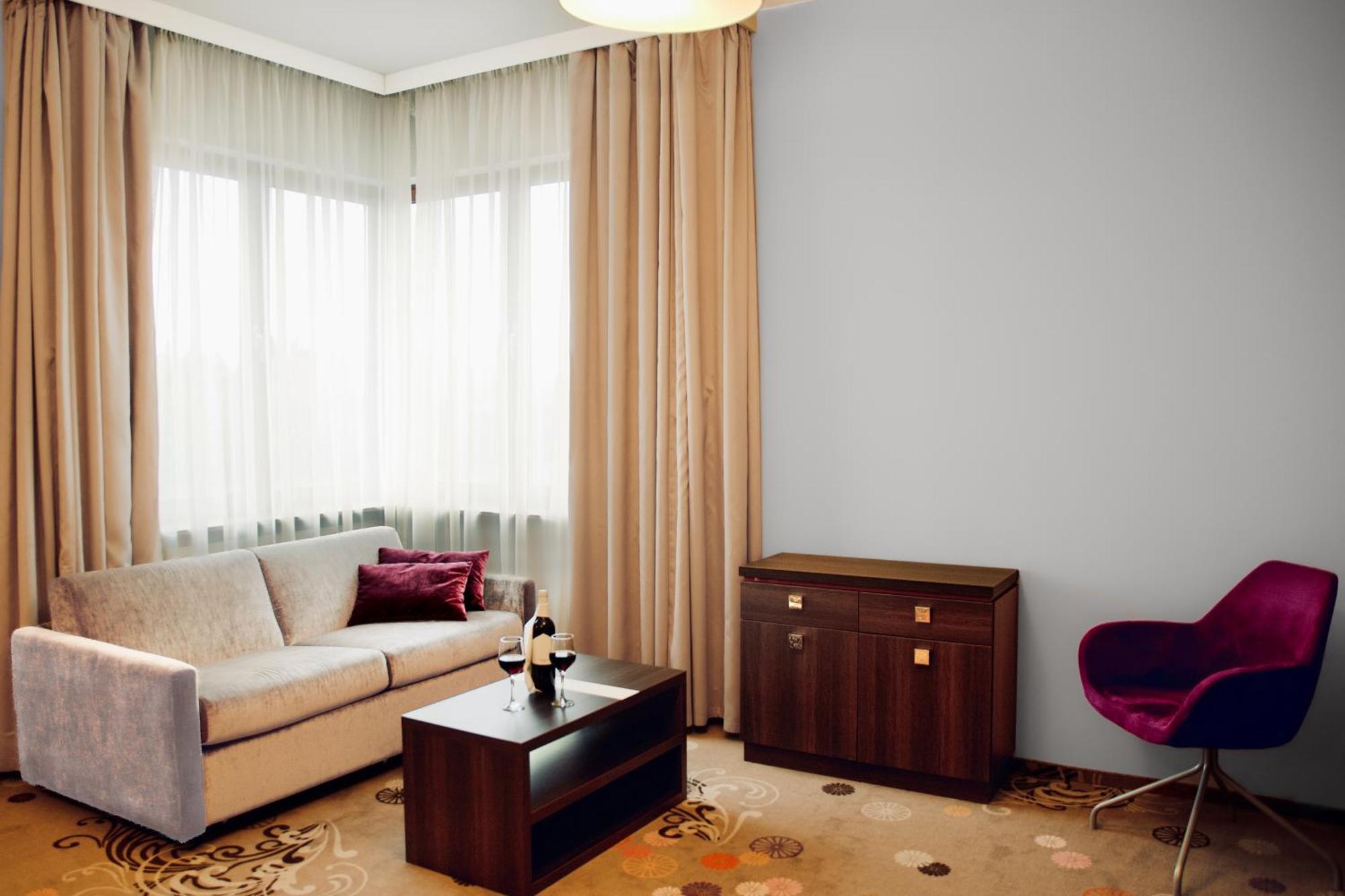 Hotel Szafran チェラチ エクステリア 写真