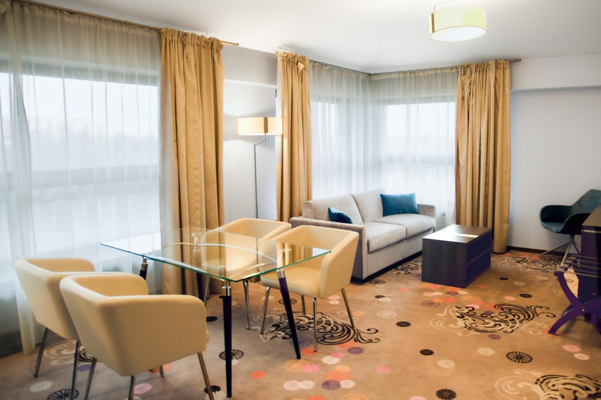 Hotel Szafran チェラチ エクステリア 写真