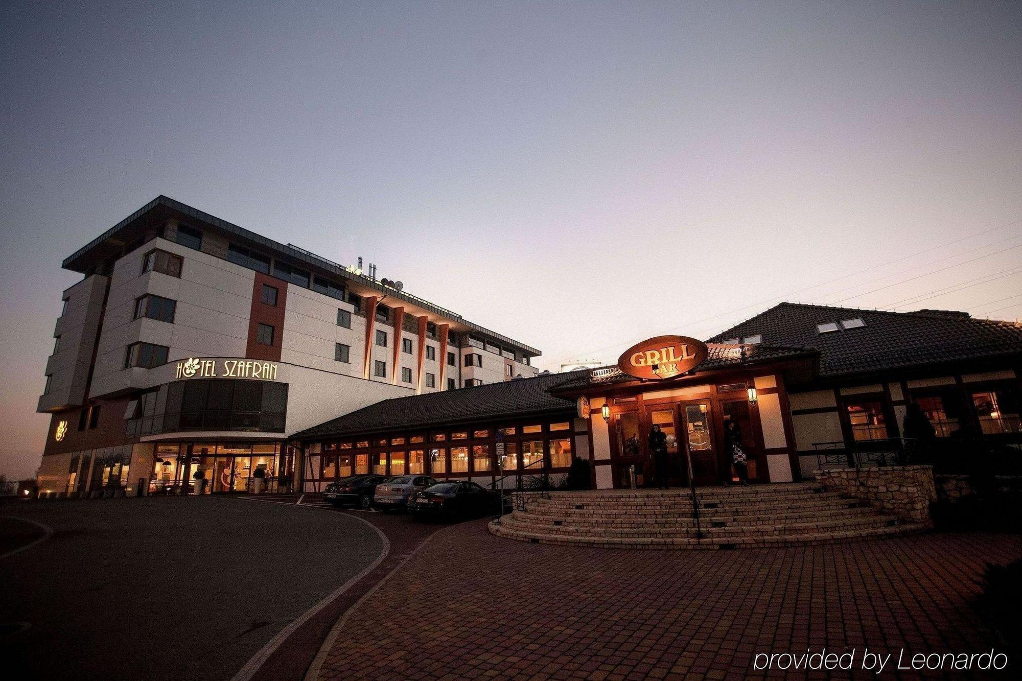 Hotel Szafran チェラチ エクステリア 写真