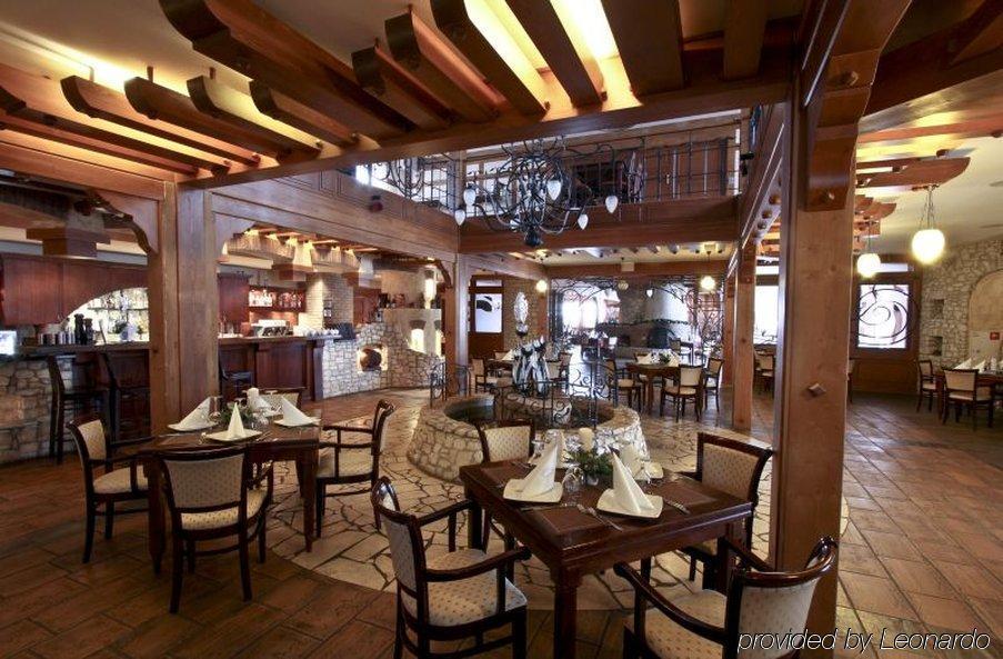 Hotel Szafran チェラチ レストラン 写真